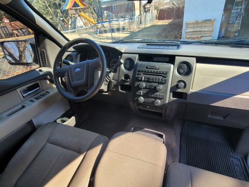Used 2010 Ford F150 STX image 12