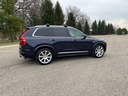 Used 2016 Volvo XC90 T6 Inscription w/ Vision Package image 6