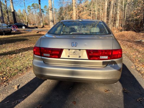 Used 2005 Honda Accord EX-L image 5