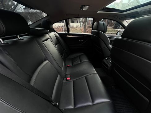 Used 2011 BMW 550i Sedan RWD image 18