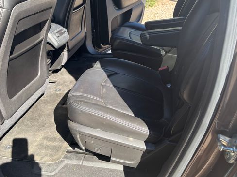 Used 2009 GMC Acadia SLT image 5