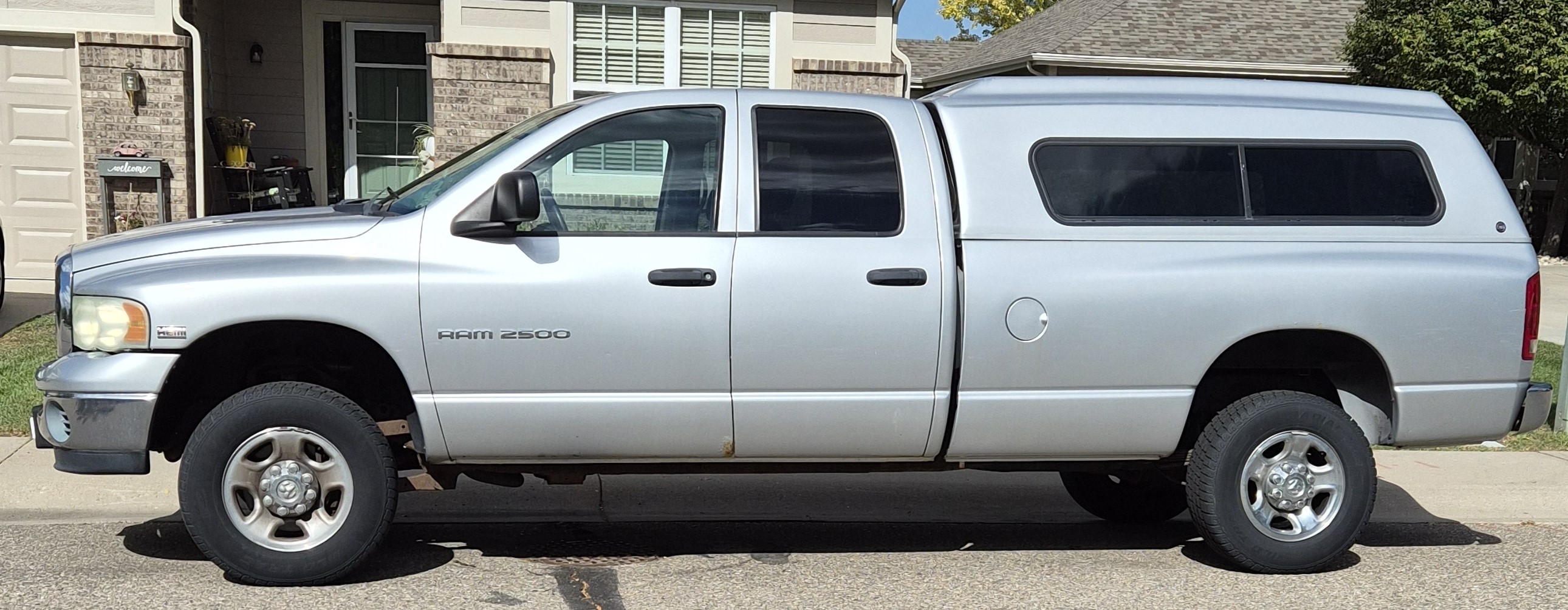 Used 2003 Dodge Ram 2500 Truck SLT AWD/4WD image 4