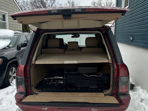 Used 2008 Land Rover Range Rover HSE image 9