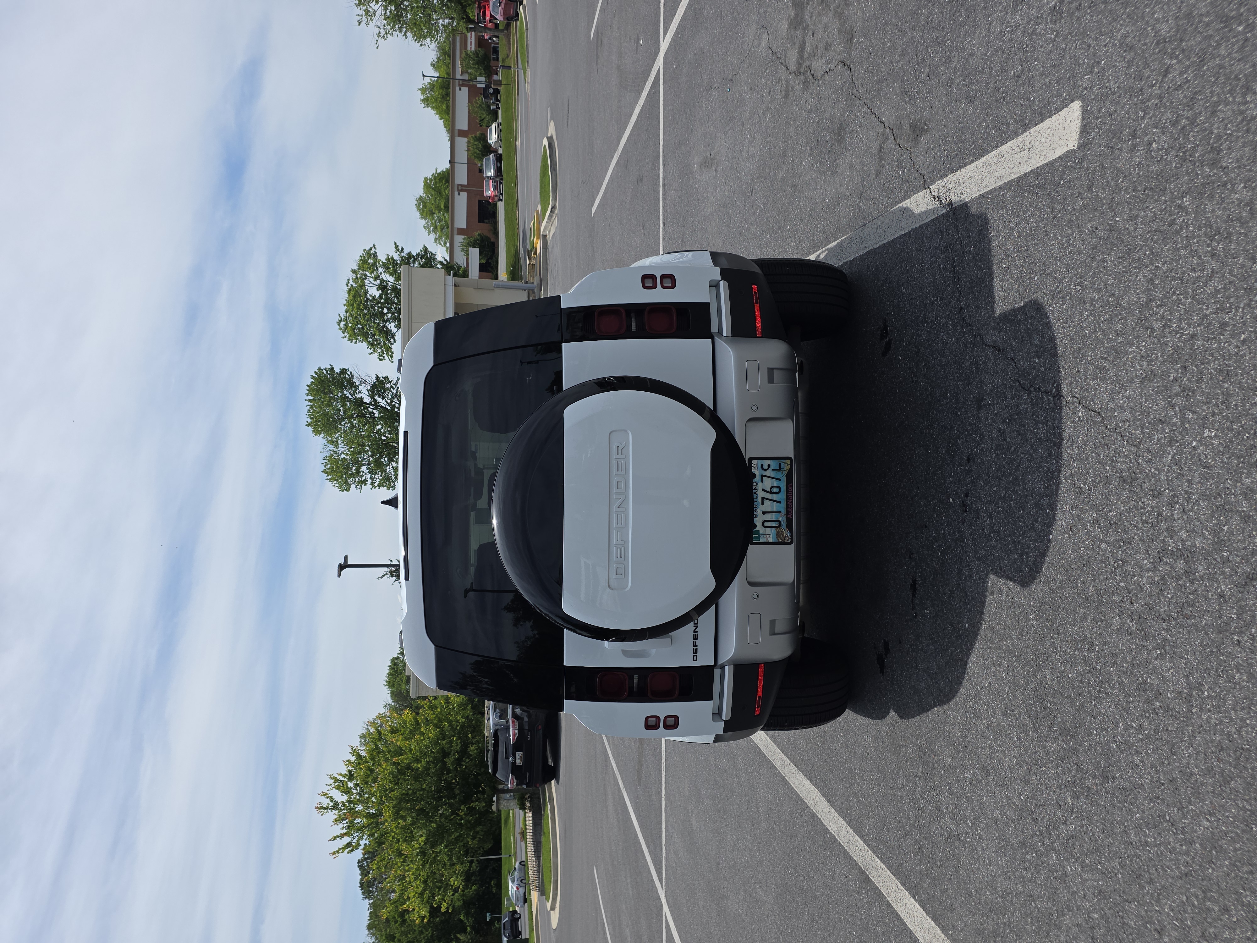 Used 2024 Land Rover Defender 110 S AWD/4WD image 8