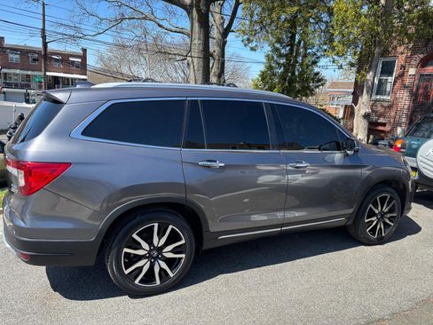 Used 2021 Honda Pilot Elite image 6