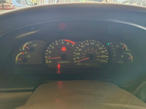 Used 2001 Toyota Sequoia Limited image 21