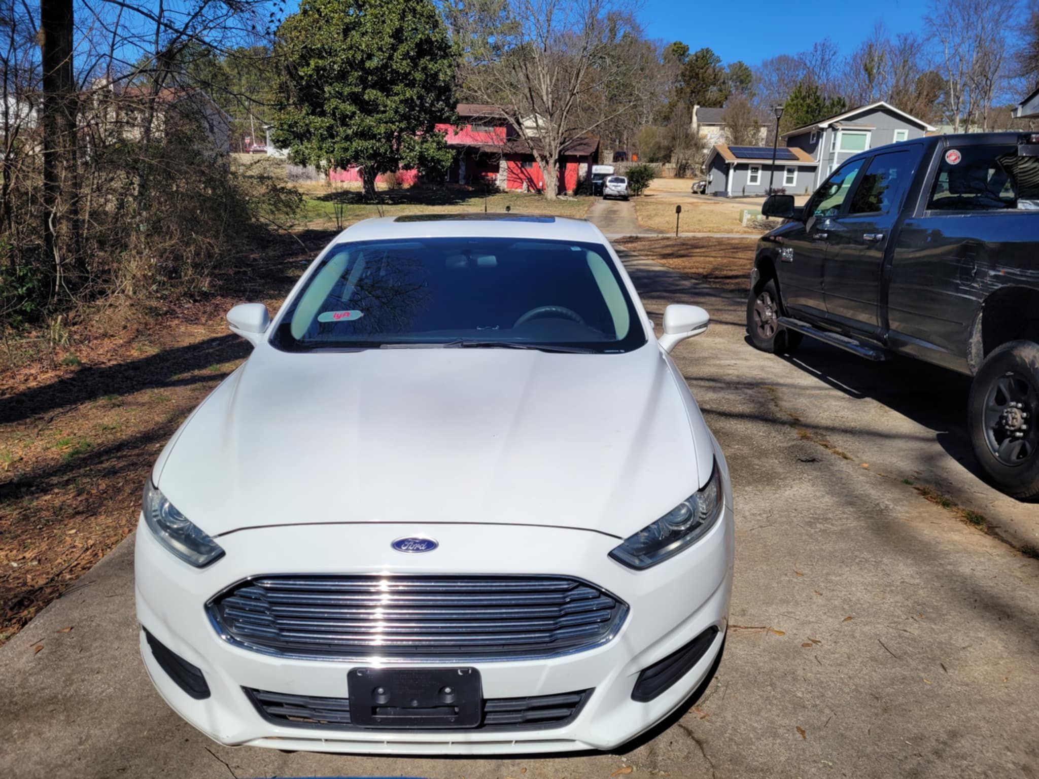 Used 2016 Ford Fusion SE FWD image 8