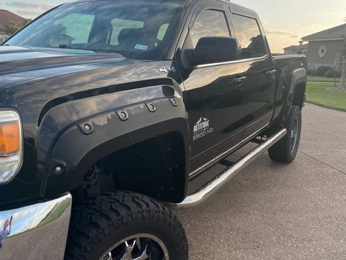 Used 2015 GMC Sierra 2500 SLE w/ SLE Preferred Package AWD/4WD image 16