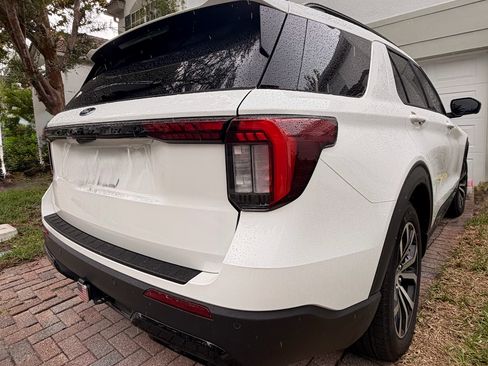 Used 2025 Ford Explorer ST-Line RWD image 7