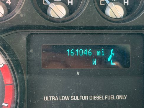 Used 2014 Ford F250 XL w/ Power Equipment Group RWD image 10