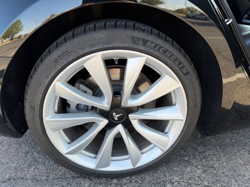 Used 2018 Tesla Model 3 Long Range AWD/4WD image 15