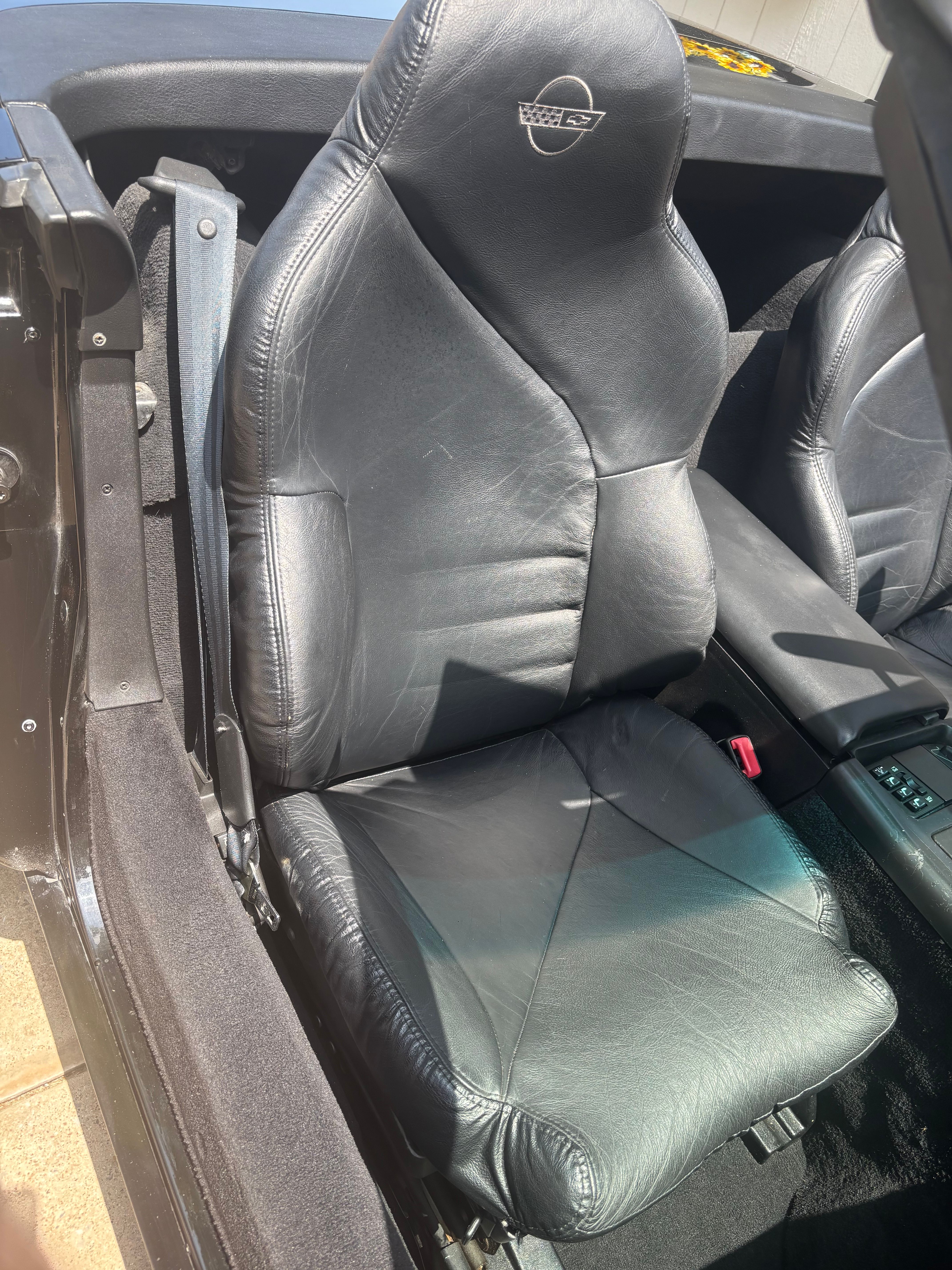 Used 1996 Chevrolet Corvette Convertible RWD image 5