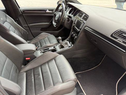 Used 2016 Volkswagen Golf R 4-Door AWD/4WD image 22