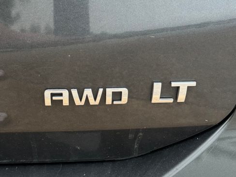 Used 2019 Chevrolet Equinox LT image 10