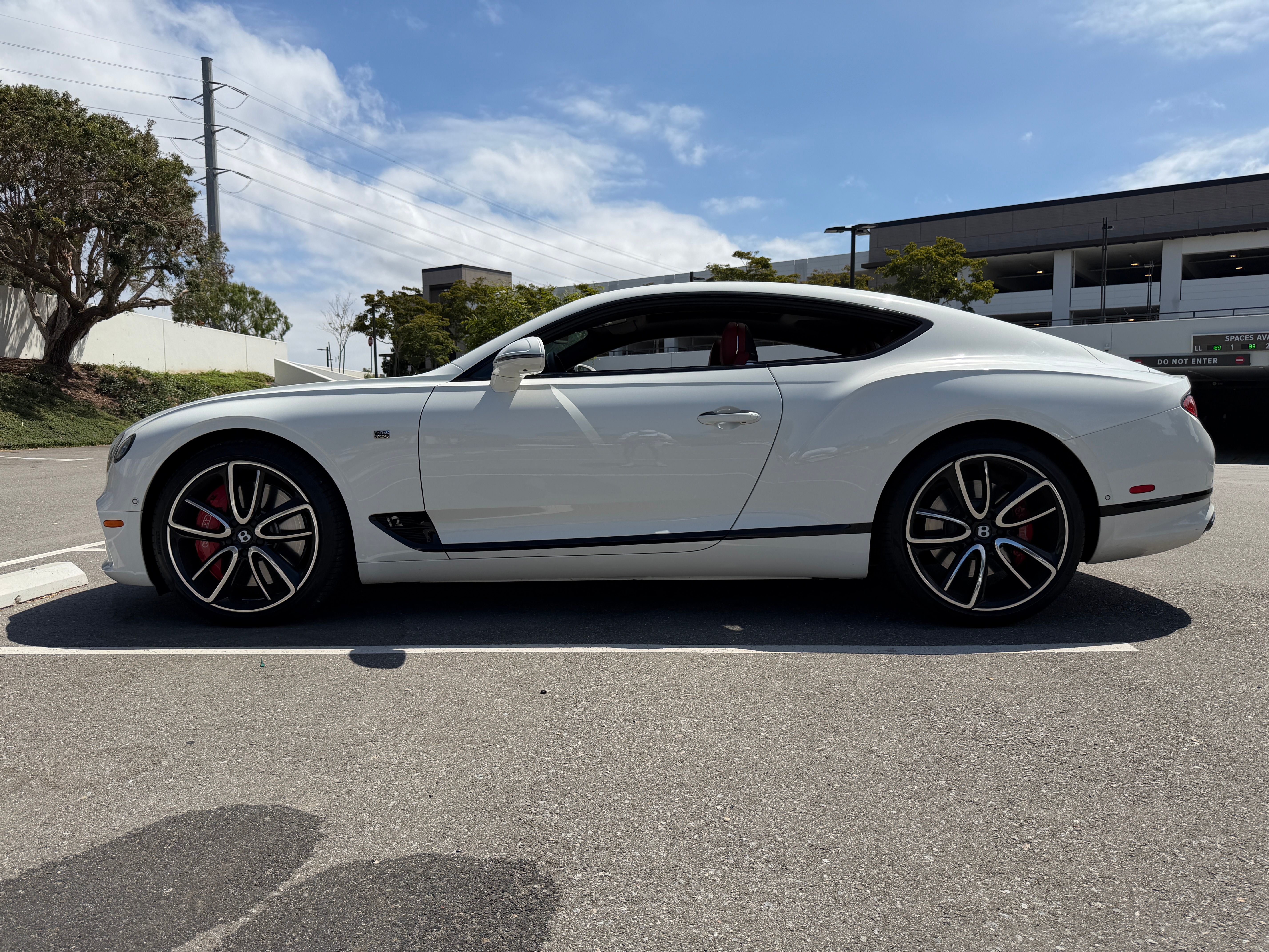 Used 2020 Bentley Continental GT AWD/4WD image 11