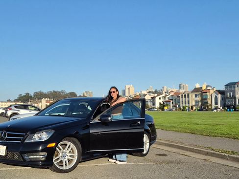 Used 2014 Mercedes-Benz C 250 Sedan image 2