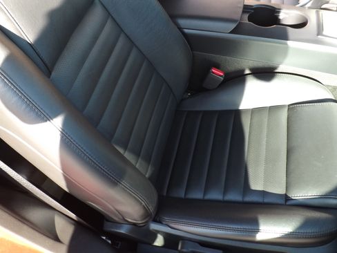 Used 2007 Ford Mustang GT Premium image 23