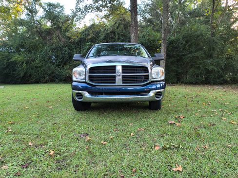 Used 2006 Dodge Ram 2500 Truck SLT w/ Trailer Tow Group image 2