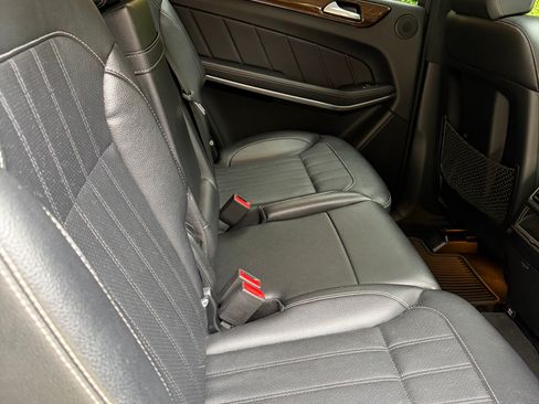 Used 2014 Mercedes-Benz GL 450 4MATIC image 10