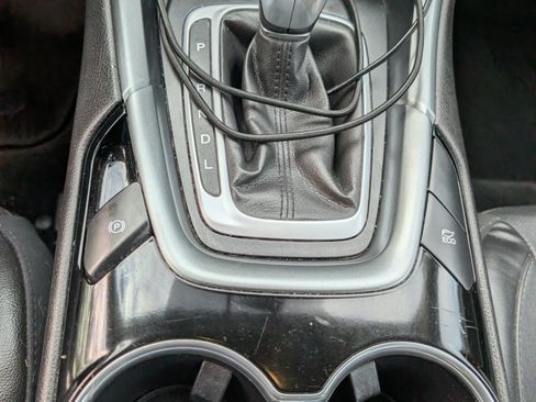 Used 2016 Ford Fusion Titanium image 17