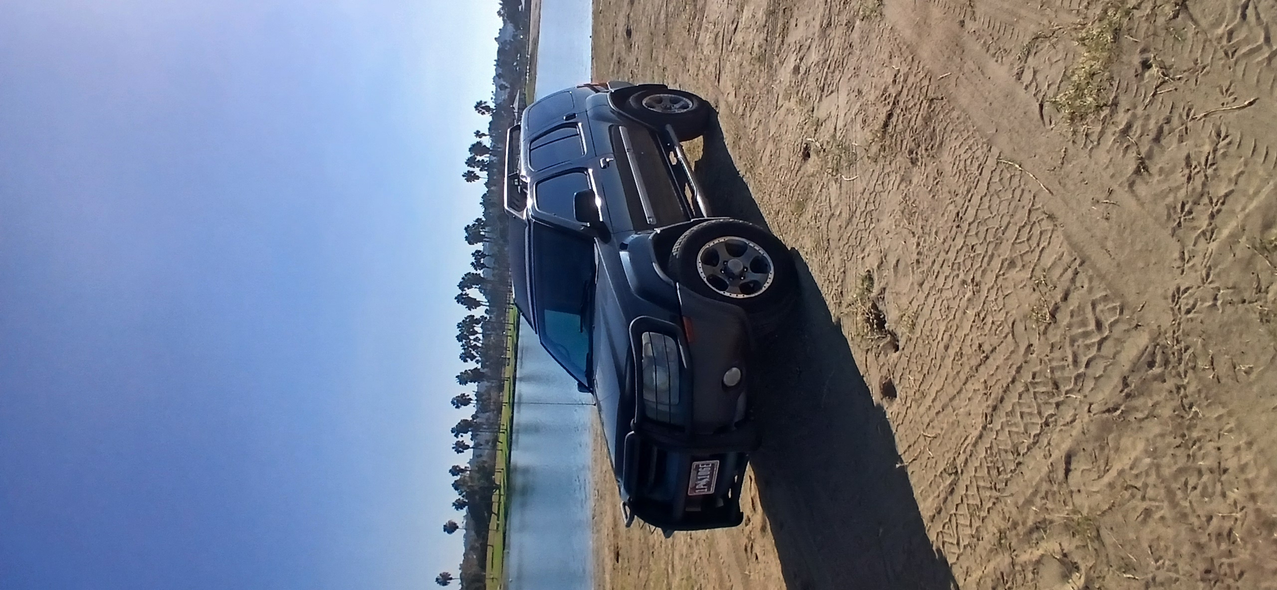 Used 2002 Nissan Xterra 4WD S/C image 1