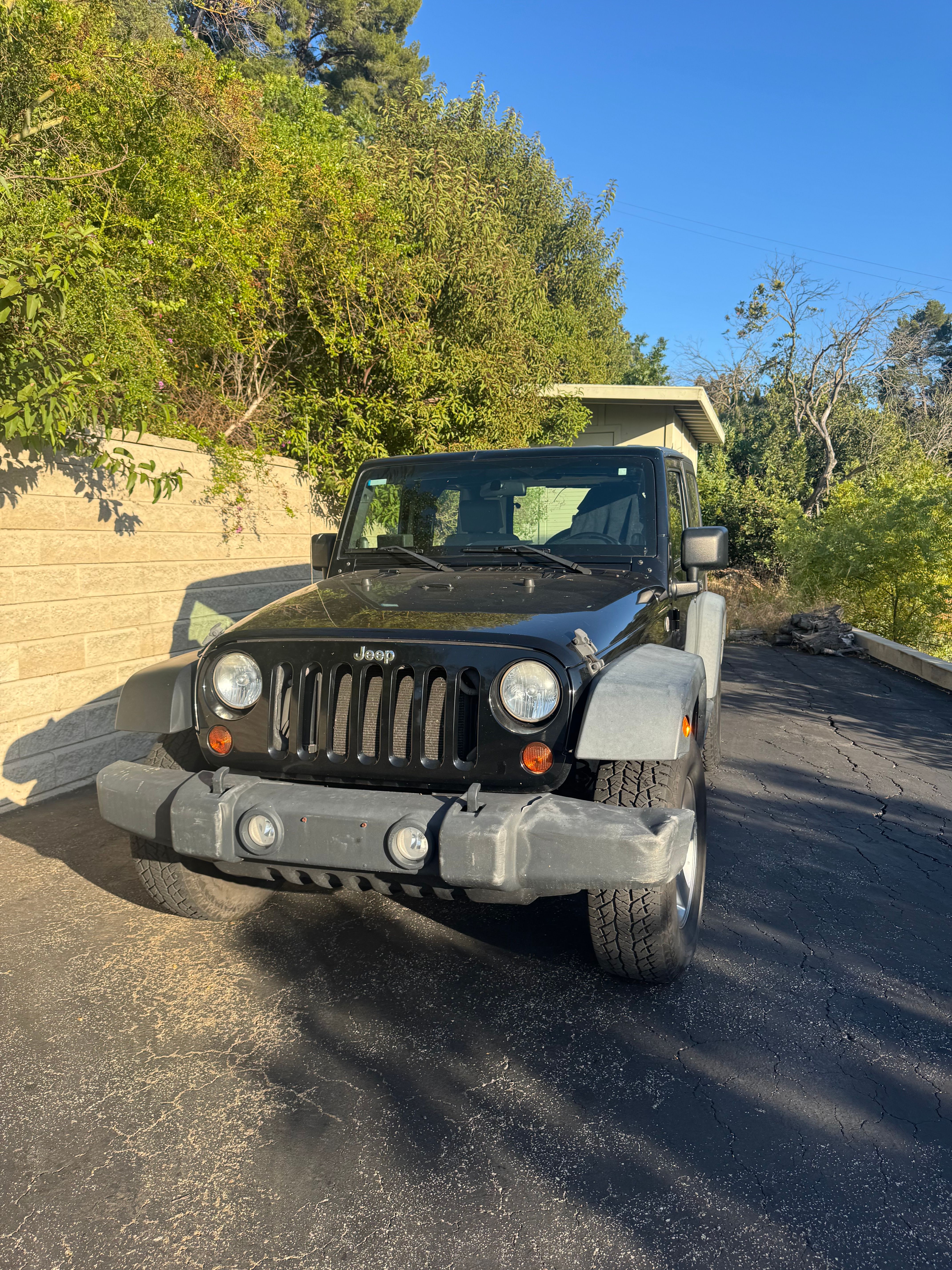 Used 2010 Jeep Wrangler Sport AWD/4WD image 2