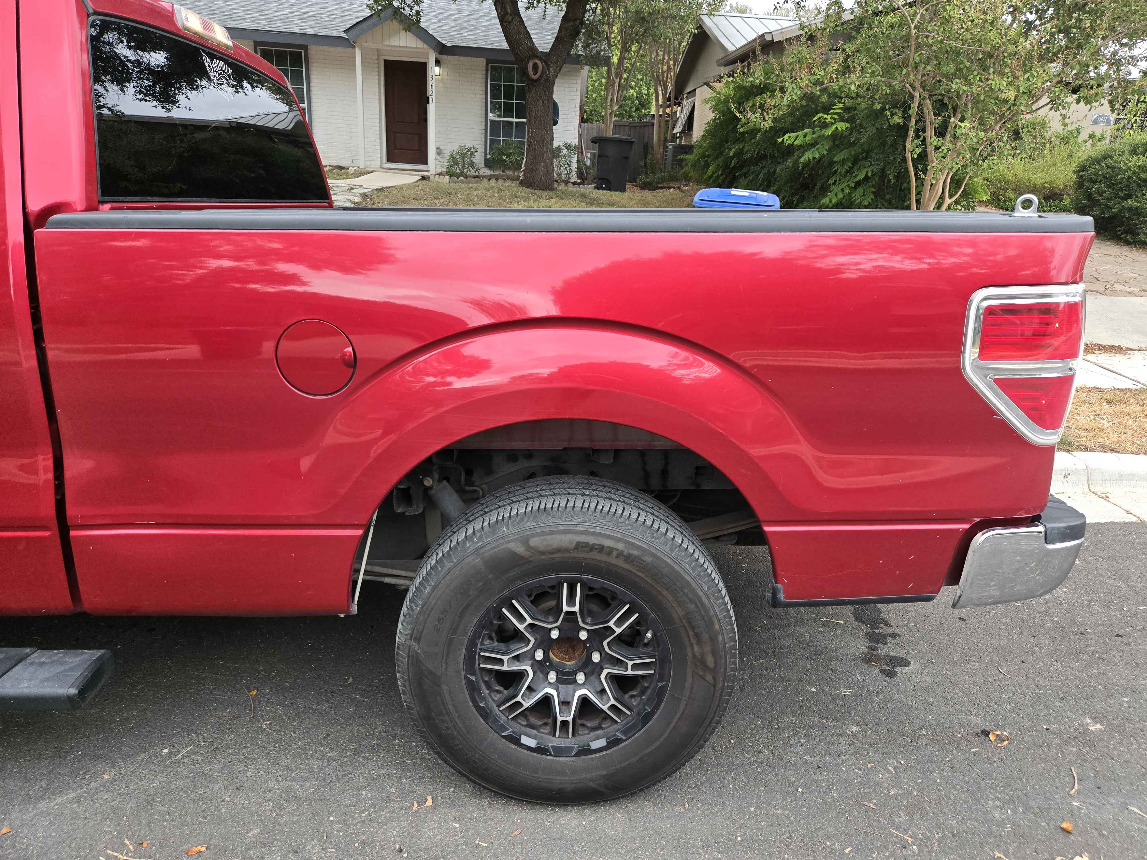 Used 2011 Ford F150 XLT w/ XLT Convenience Pkg RWD image 11