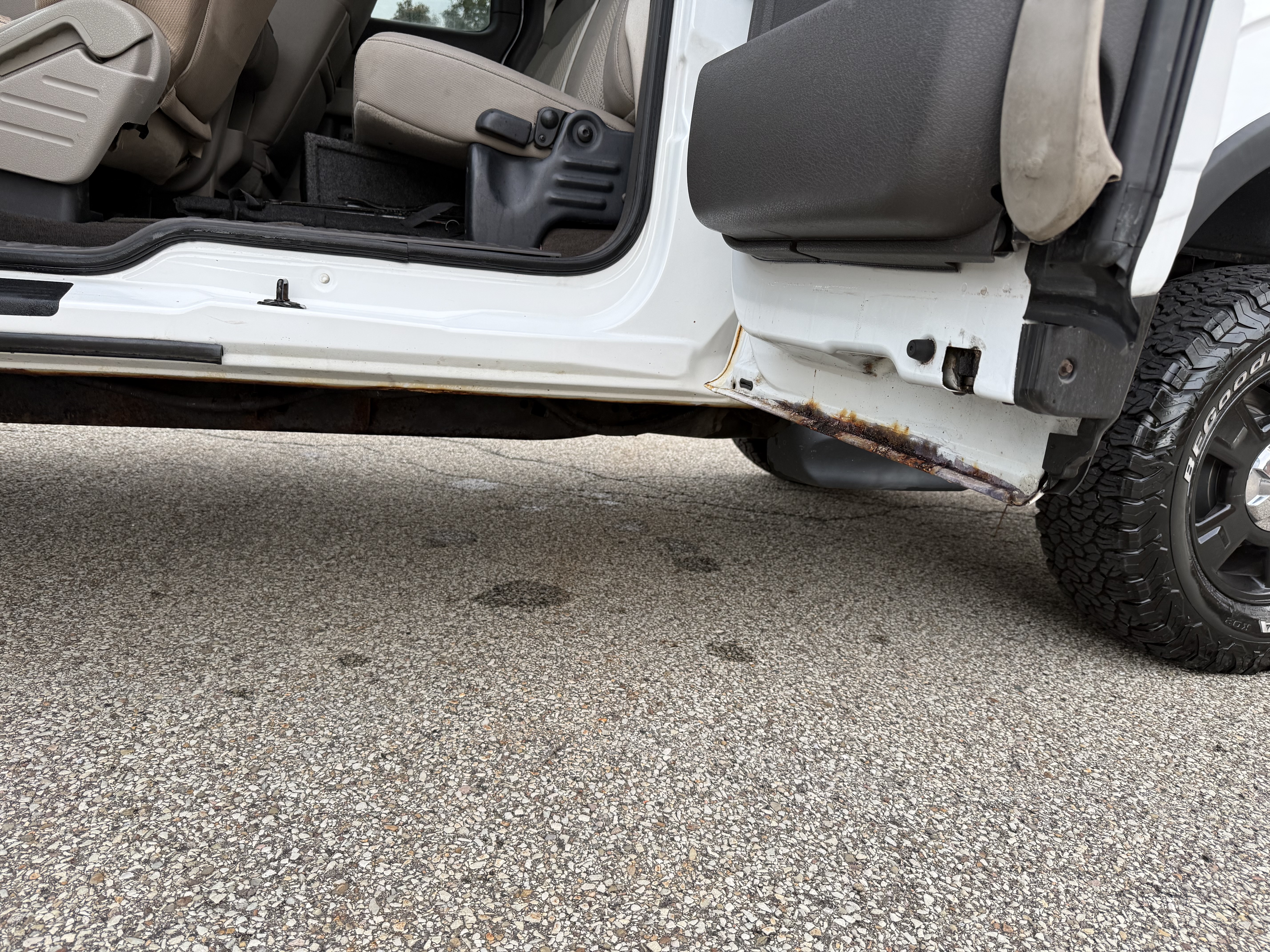 Used 2010 Ford F150 XLT AWD/4WD image 12