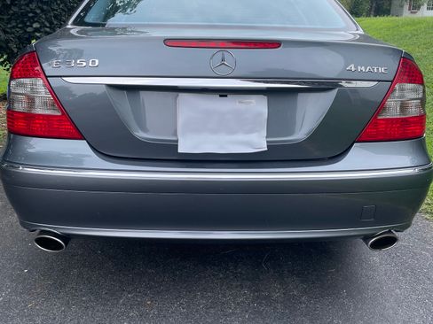 Used 2007 Mercedes-Benz E 350 4MATIC Sedan image 10
