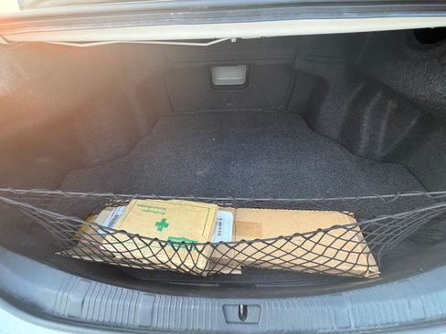 Used 2016 Toyota Avalon Touring image 12