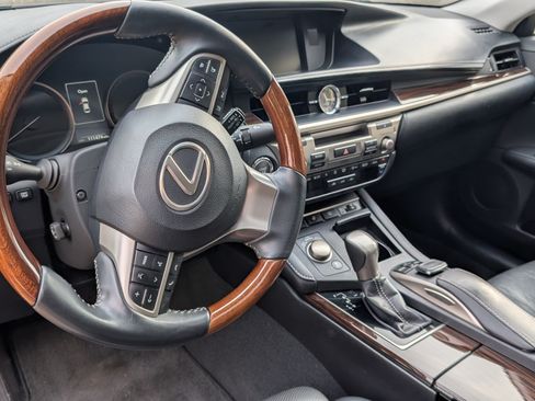 Used 2016 Lexus ES 350 image 6