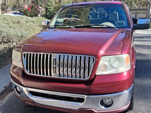 Used 2006 Lincoln Mark LT 2WD image 11
