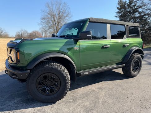 Used 2022 Ford Bronco Wildtrak image 4