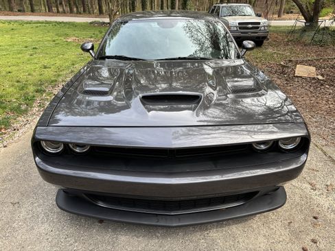 Used 2021 Dodge Challenger R/T Scat Pack w/ Driver Convenience Group image 2