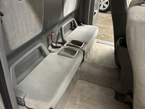 Used 2005 Toyota Tacoma 4x4 Access Cab image 11