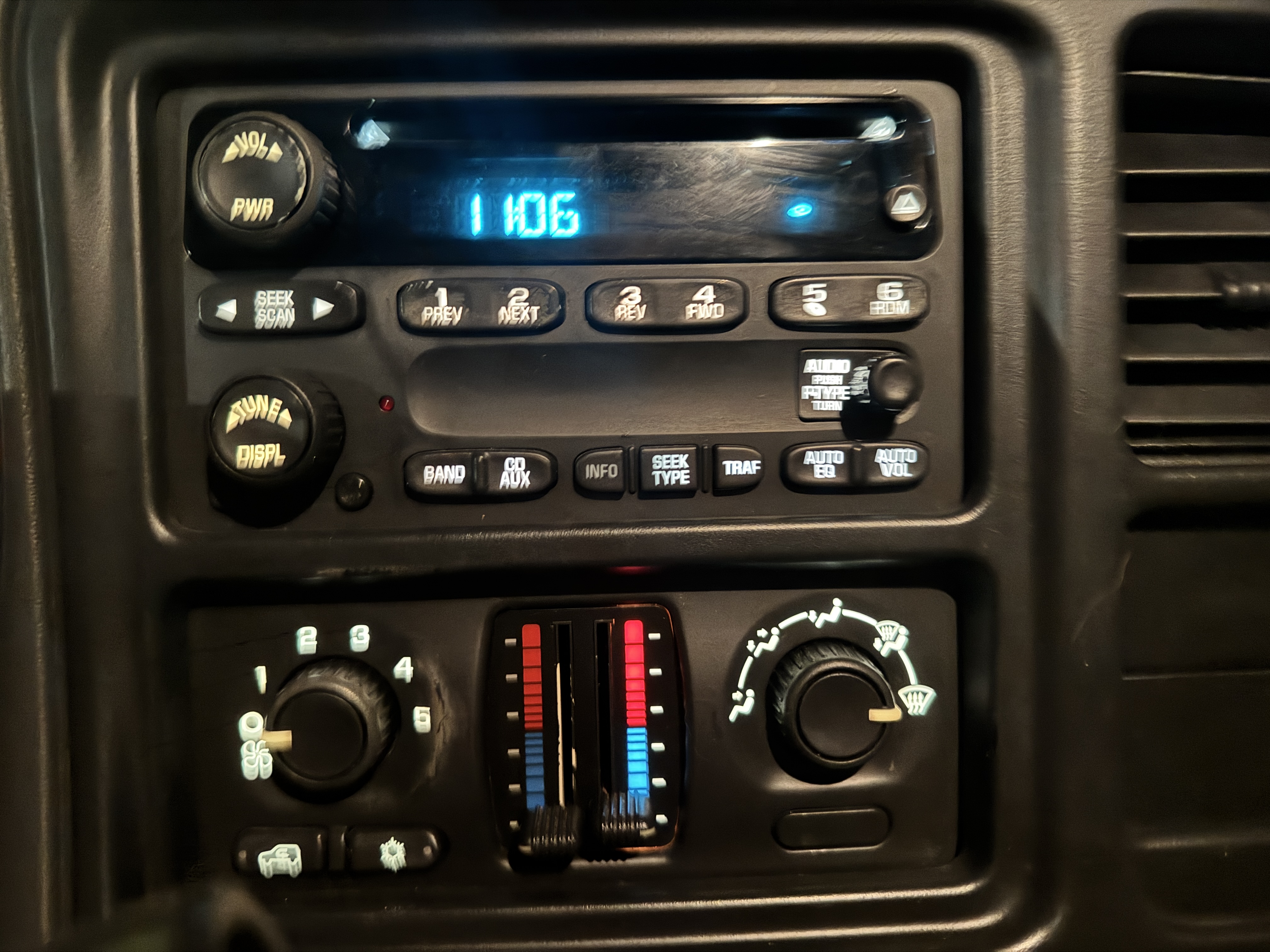 Used 2004 GMC Sierra 1500 2WD Regular Cab image 21