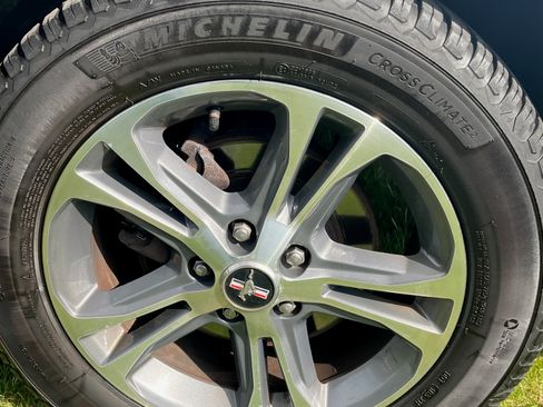 Used 2014 Ford Mustang Premium w/ Comfort Package image 27