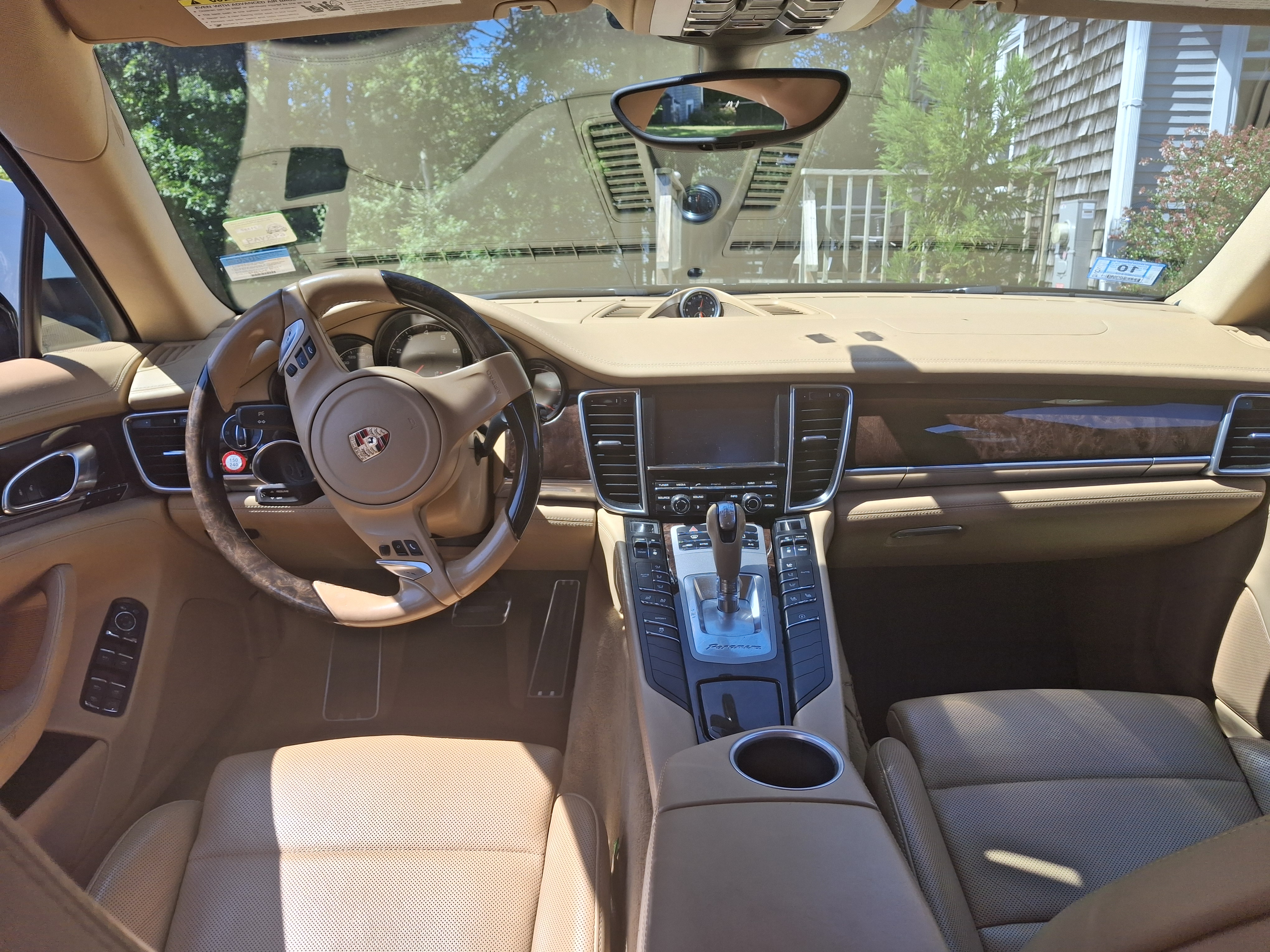 Used 2015 Porsche Panamera 4 AWD/4WD image 8