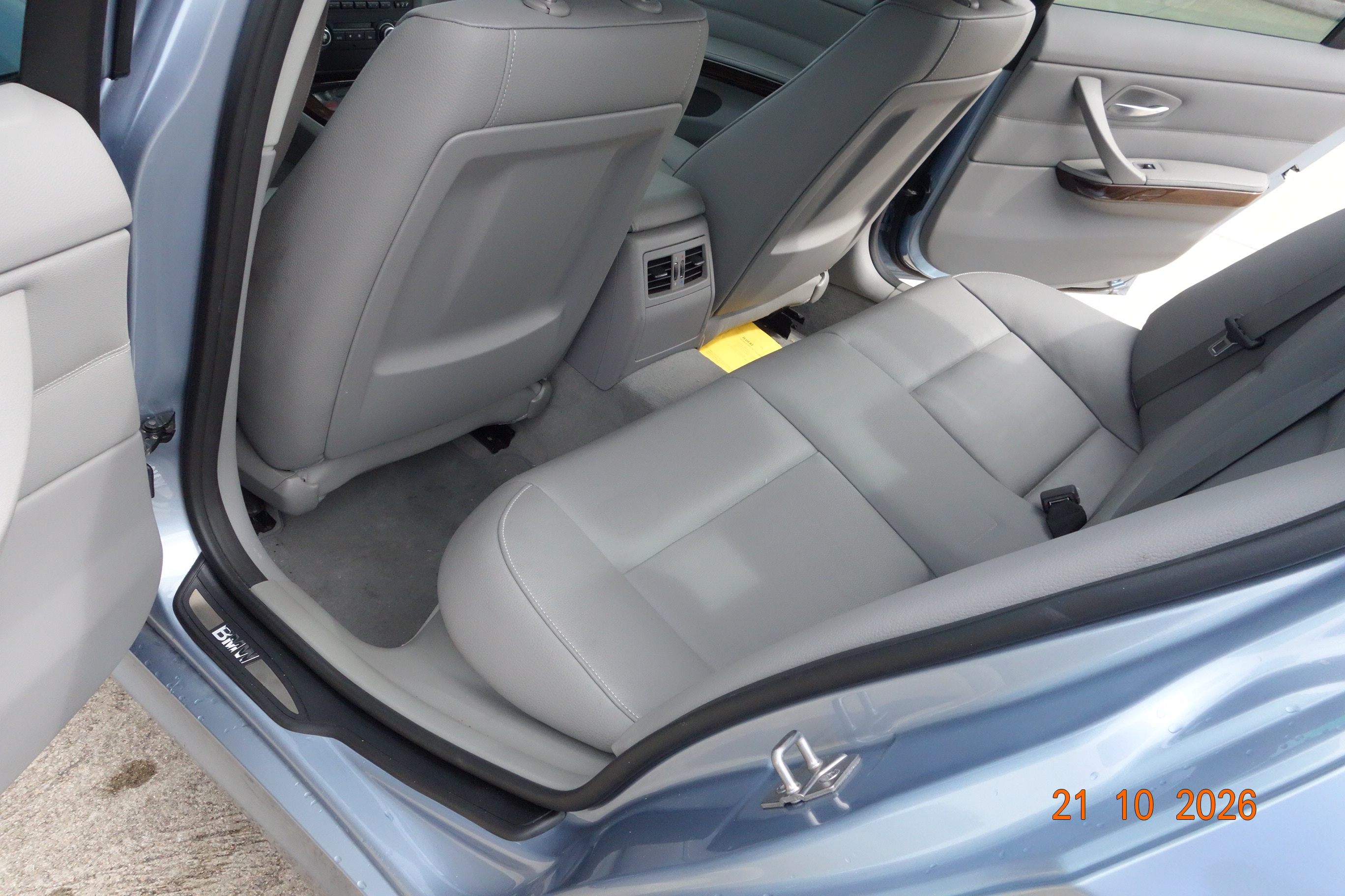 Used 2011 BMW 328i Sedan RWD image 12
