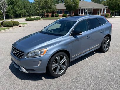 Used 2017 Volvo XC60 T5 Dynamic w/ Preferred Option Package