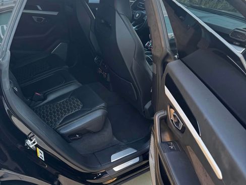 Used 2019 Lamborghini Urus AWD/4WD image 28