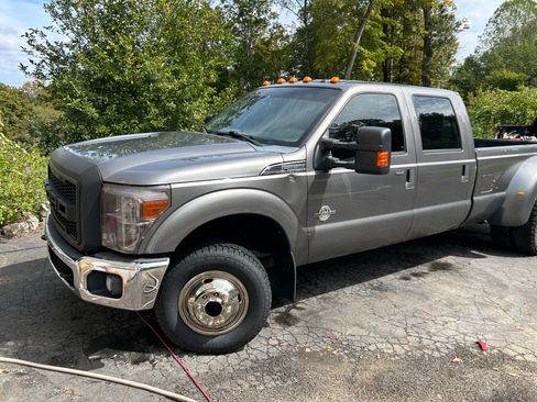 Used 2011 Ford F350 XLT w/ Advanced Security Group image 1