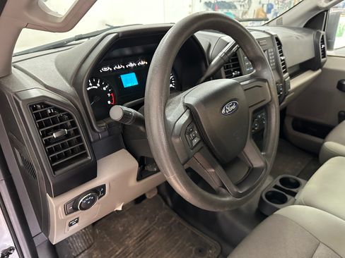 Used 2016 Ford F150 XL RWD image 13