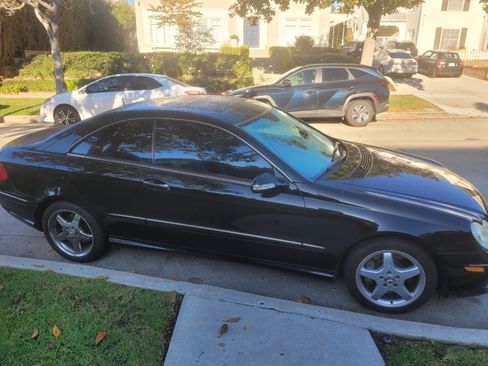 Used 2004 Mercedes-Benz CLK 500 Coupe image 12