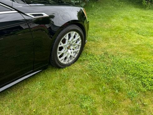 Used 2014 Cadillac CTS Performance AWD/4WD image 9