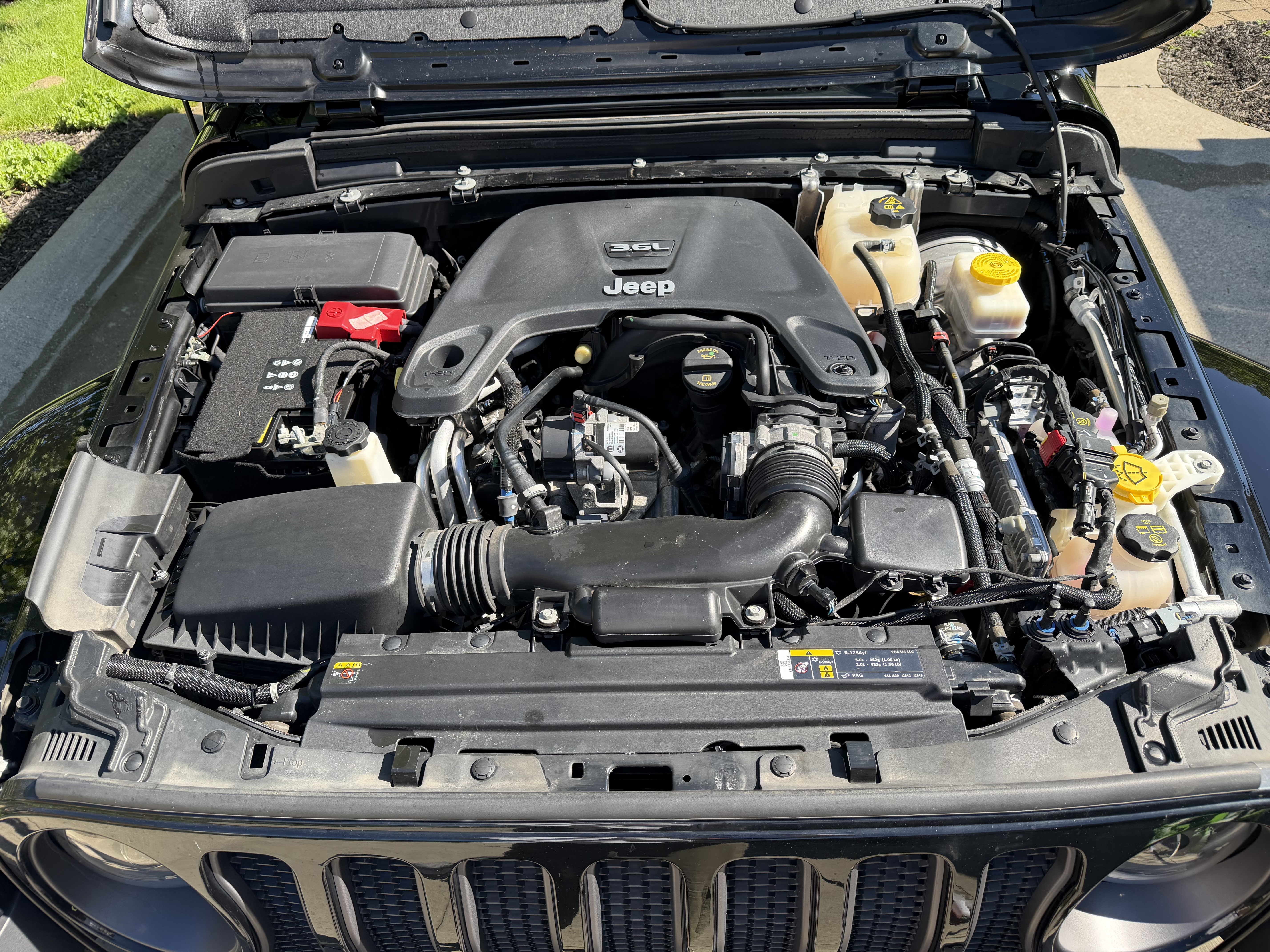 Used 2021 Jeep Wrangler Unlimited Sport AWD/4WD image 16