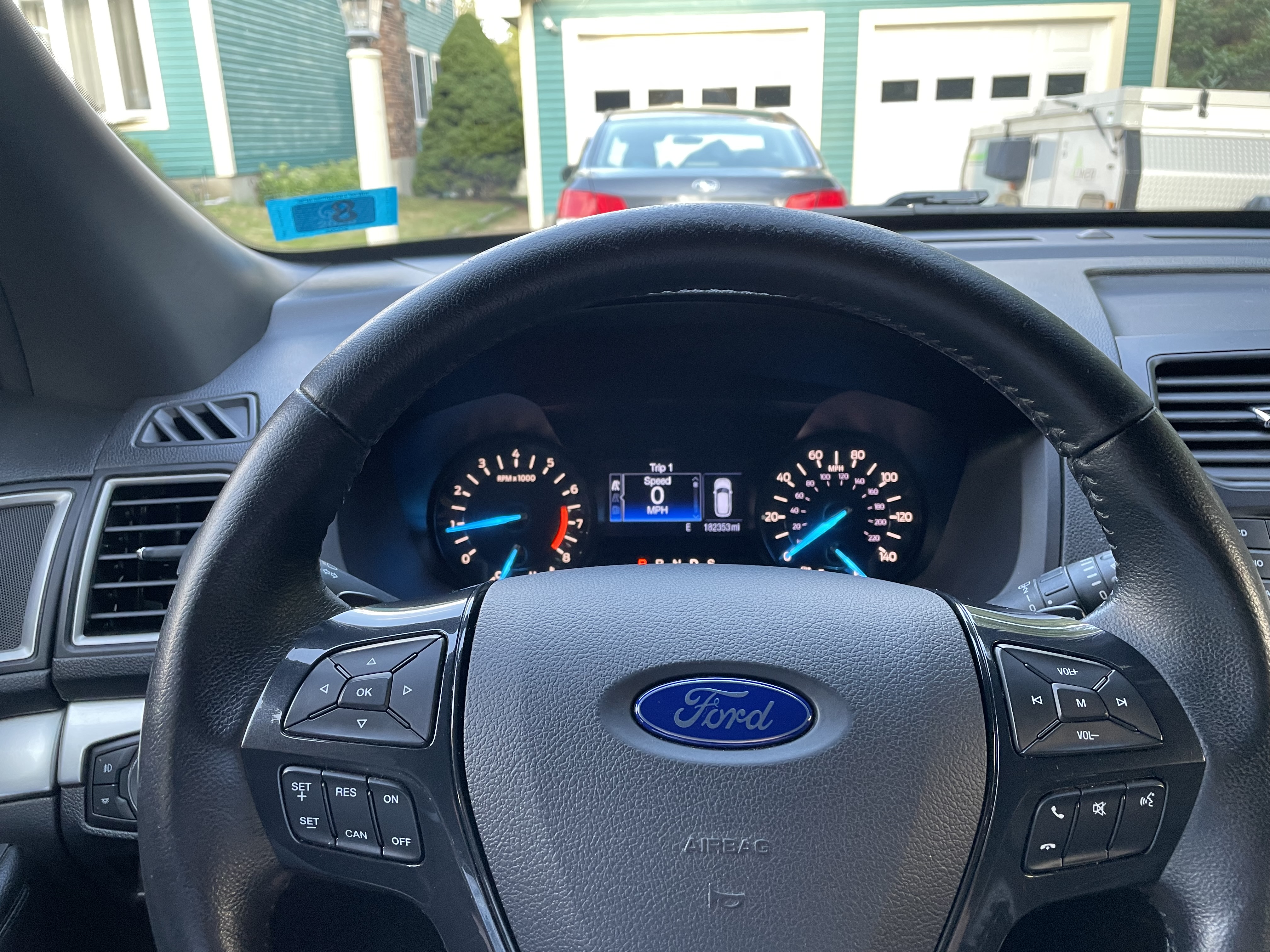 Used 2016 Ford Explorer XLT AWD/4WD image 6