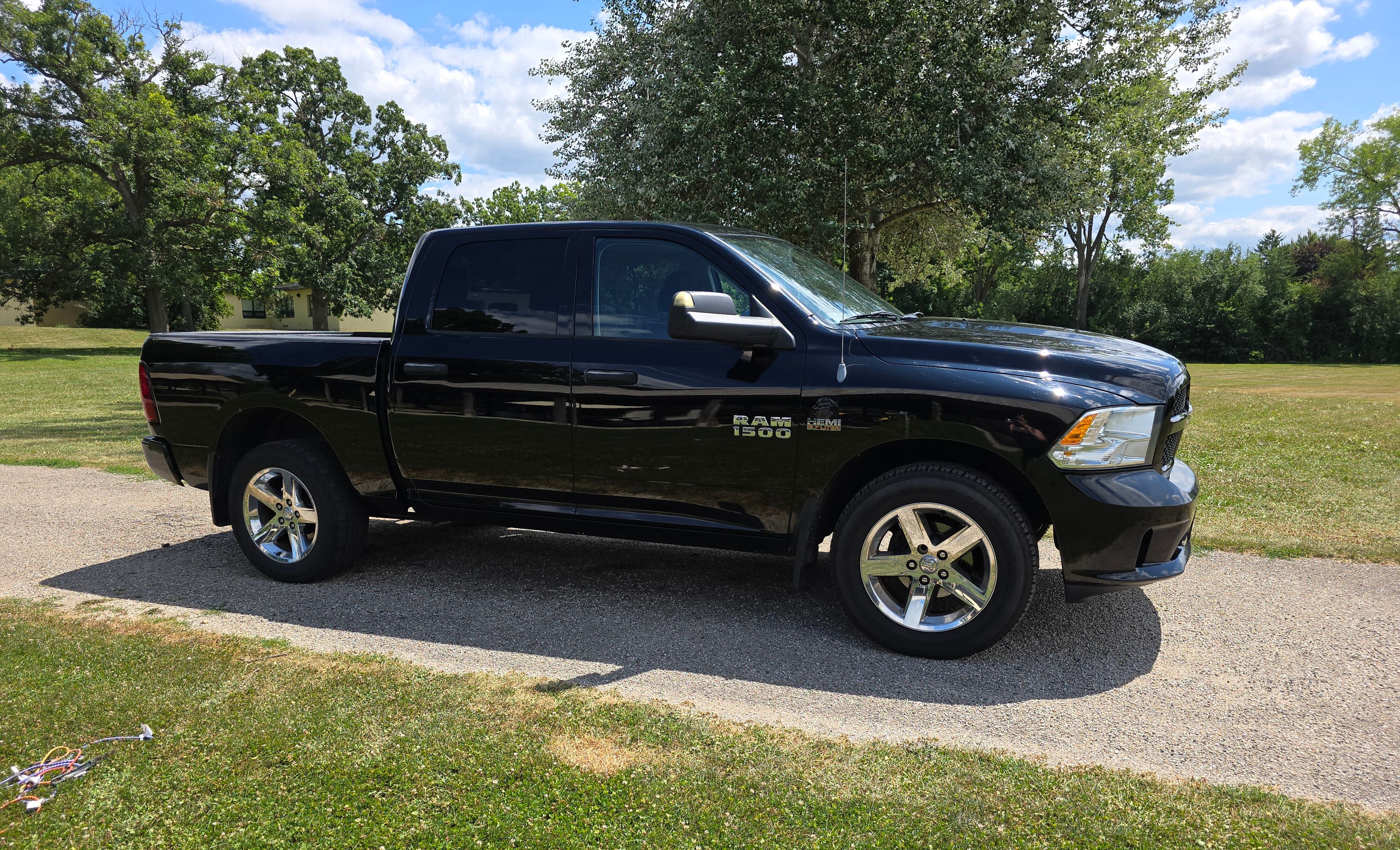 Used 2013 RAM 1500 Express AWD/4WD image 6
