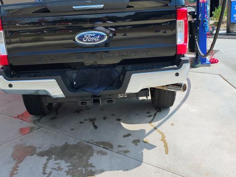 Used 2019 Ford F250 XLT w/ XLT Premium Package image 6