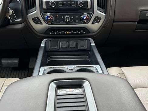 Used 2018 GMC Sierra 2500 SLT w/ Duramax Plus Package image 14